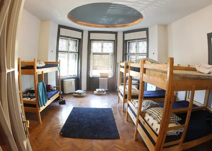 ホステル Costel *