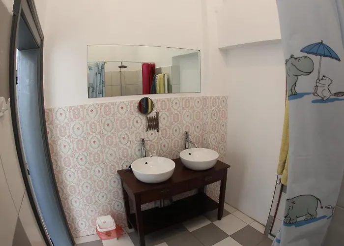 ホステル Costel ティミショアラ