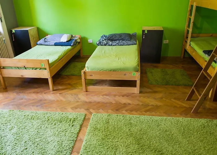 Costel تيميشورا